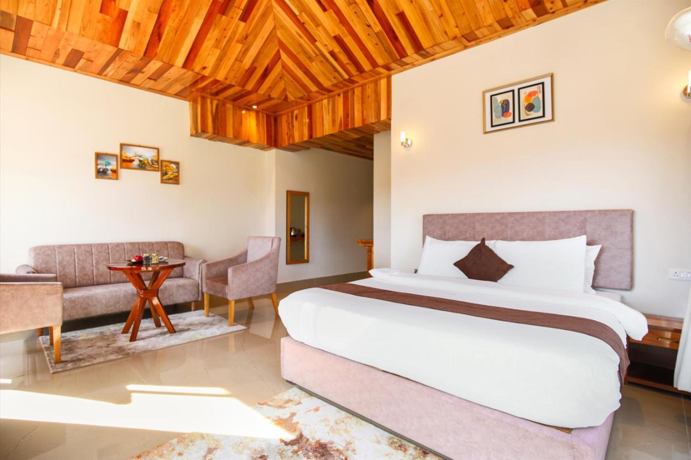 La Nicholas Lake View By Summit Hotels Σιλόνγκ Εξωτερικό φωτογραφία